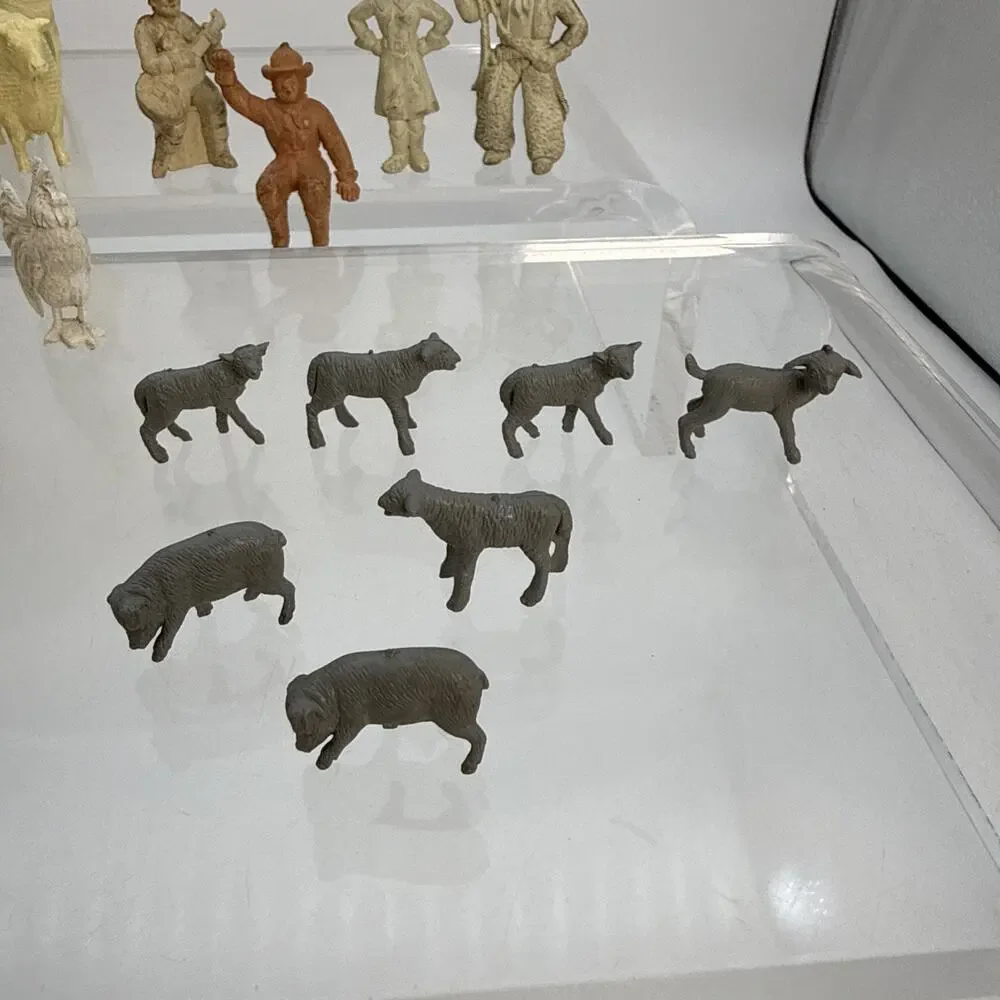 Large Lot Of 47 VINTAGE MARX 1950s FARM PLAYSET ANIMALS & Figures